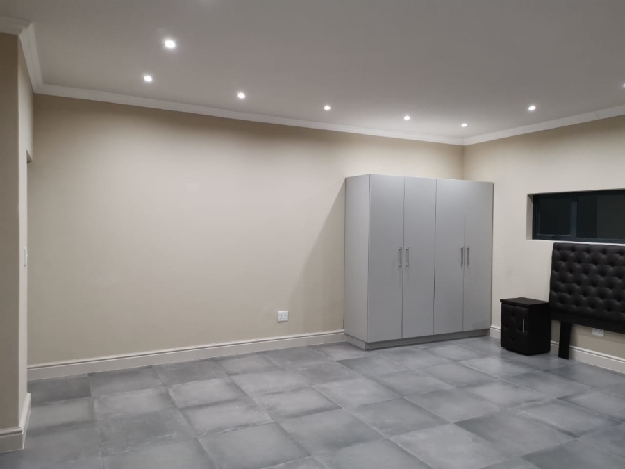 To Let 1 Bedroom Property for Rent in Pinelands Western Cape